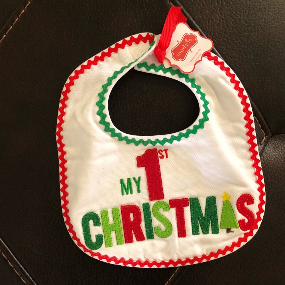 NWT baby bib